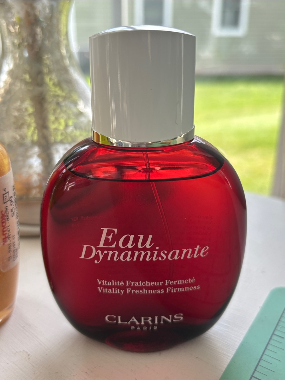 Clarins Eau Dynamisante Revitalizing Body Mist - Red 100 ml